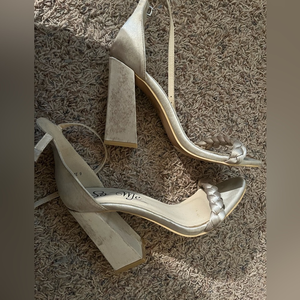 Women’s nude high heels